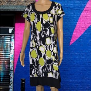 Scarlett Dress Juniors Size 14 Green White Black Short Sleeve Stretch